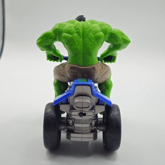 2007 Marvel Incredible Hulk Zoom 'N Go 3-Wheeler Blue Vehicle - Picture 4 of 6
